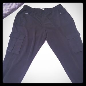 Calvin Klein Cropped Cargo Zippered Pants